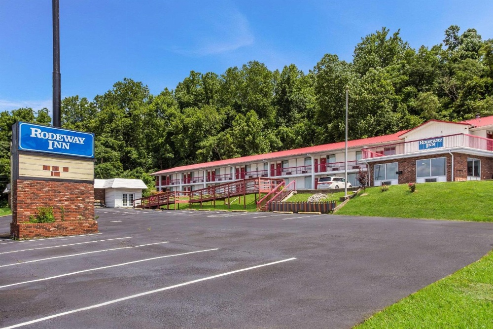 Rodeway Inn Main image