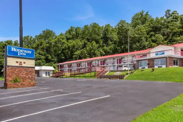 Rodeway Inn Main image